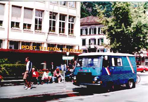 peugeot-j7a.jpg