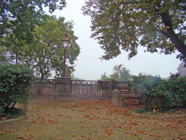 101007b.jpg