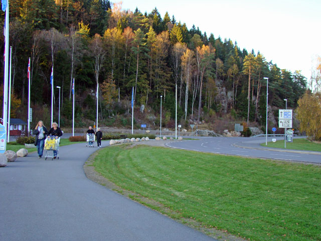 111013i.jpg